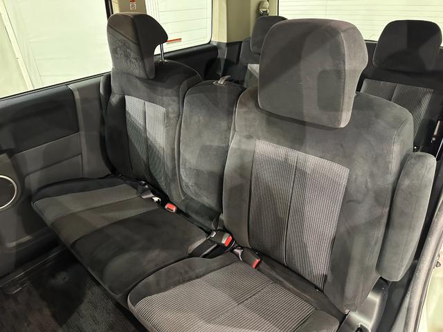 デリカD:5 C2G-NAVIPKG ドライブレコーダー ETC ナビ オートクルーズコントロール 両側スライド・片側電動 オートライト HID スマートキー 電動格納ミラー 3列シート Wエアコン アルミホイール CD DVD再生(27枚目)