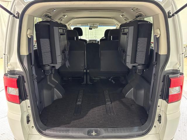 デリカD:5 C2G-NAVIPKG ドライブレコーダー ETC ナビ オートクルーズコントロール 両側スライド・片側電動 オートライト HID スマートキー 電動格納ミラー 3列シート Wエアコン アルミホイール CD DVD再生(32枚目)