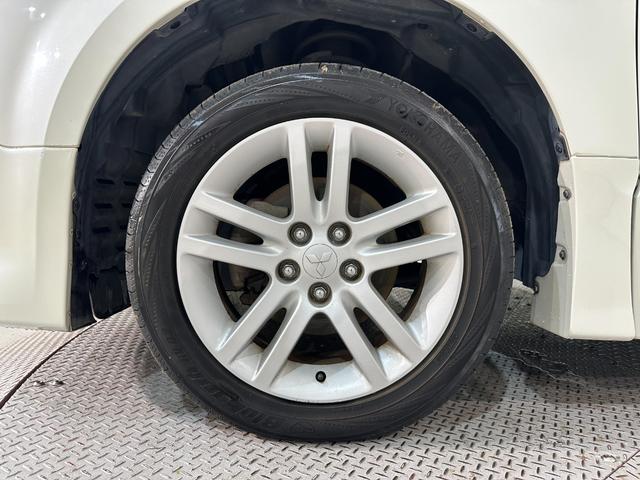 デリカD:5 C2G-NAVIPKG ドライブレコーダー ETC ナビ オートクルーズコントロール 両側スライド・片側電動 オートライト HID スマートキー 電動格納ミラー 3列シート Wエアコン アルミホイール CD DVD再生(44枚目)