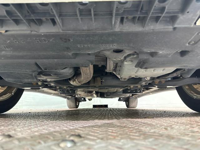 アルファード 240S リミテッド ETC バックカメラ ナビ TV クリアランスソナー 両側電動スライドドア オートライト HID スマートキー 電動格納ミラー 後席モニター オットマン CVT アルミホイール CD DVD再生(33枚目)