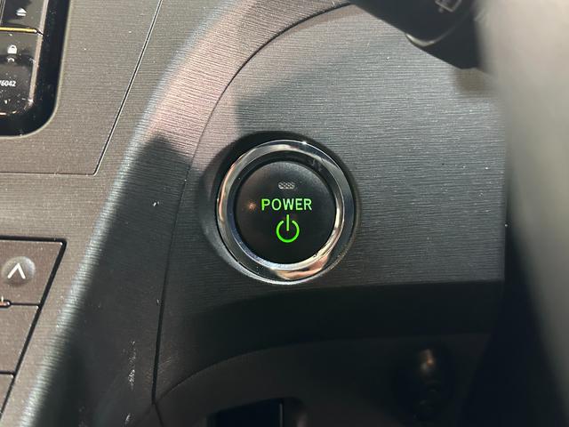 プリウス Sツーリングセレクション ETC バックカメラ ナビ TV アルミホイール オートライト LEDヘッドランプ ヘッドライトウォッシャー CVT スマートキー 電動格納ミラー CD DVD再生 パワーステアリング(11枚目)