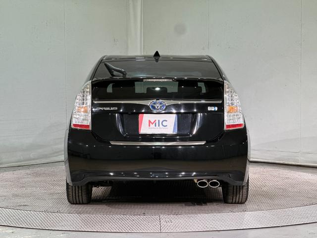 プリウス Sツーリングセレクション ETC バックカメラ ナビ TV アルミホイール オートライト LEDヘッドランプ ヘッドライトウォッシャー CVT スマートキー 電動格納ミラー CD DVD再生 パワーステアリング(16枚目)