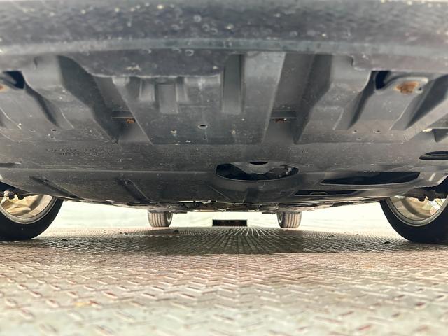 プリウス Sツーリングセレクション ETC バックカメラ ナビ TV アルミホイール オートライト LEDヘッドランプ ヘッドライトウォッシャー CVT スマートキー 電動格納ミラー CD DVD再生 パワーステアリング(24枚目)