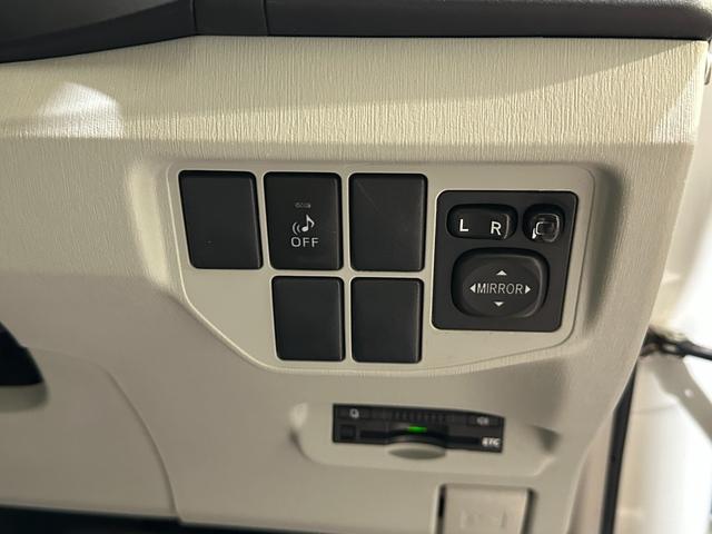 プリウス S ナビ ETC バックカメラ TV アルミホイール オートライト HID CVT スマートキー 電動格納ミラー CD DVD再生 Bluetooth 衝突安全ボディ ABS ESC エアコン(11枚目)