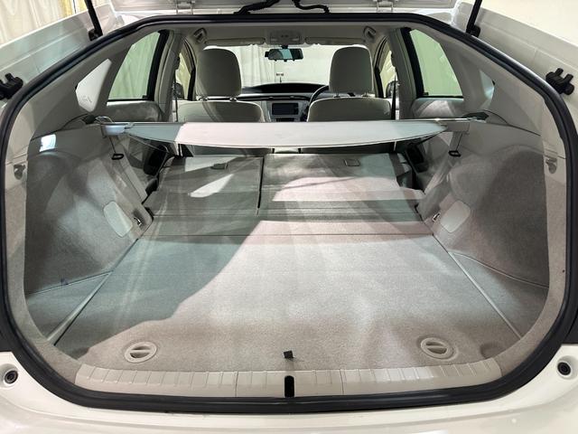 プリウス S ナビ ETC バックカメラ TV アルミホイール オートライト HID CVT スマートキー 電動格納ミラー CD DVD再生 Bluetooth 衝突安全ボディ ABS ESC エアコン(22枚目)