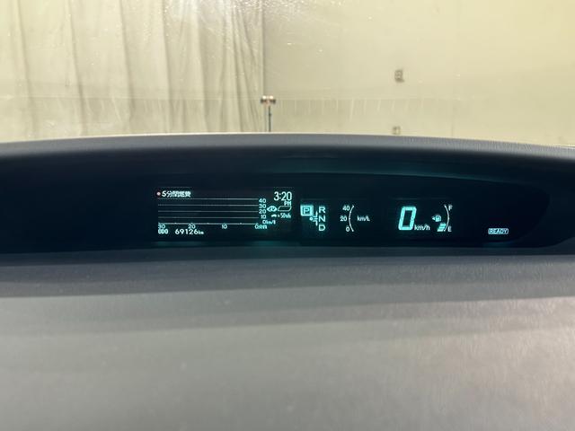 プリウス S ナビ ETC バックカメラ TV アルミホイール オートライト HID CVT スマートキー 電動格納ミラー CD DVD再生 Bluetooth 衝突安全ボディ ABS ESC エアコン(37枚目)