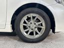 アルミホイール装着車です。