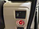 片側電動スライドドア装備車です。