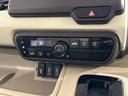 オートエアコン搭載車です。