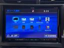 アクア Ｇ　Ｇ’ｓ　ＥＴＣ　バックカメラ　ナビ　ＴＶ　アルミホイール　オートライト　スマートキー　電動格納ミラー　ＣＶＴ　衝突安全ボディ　ＡＢＳ　ＣＤ　ＤＶＤ再生　ＵＳＢ　ミュージックプレイヤー接続可（8枚目）