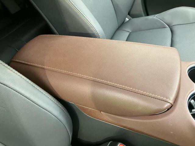 ハリアーハイブリッド 4WD Zレザーパッケージ JBL/保証書/純正 12.3インチ メモリーナビ/デジタルインナーミラー/トヨタセーフティセンス/シートエアコン/車線逸脱防止支援システム/シート 合皮/電動バックドア/ヘッドランプ LED 4WD(35枚目)