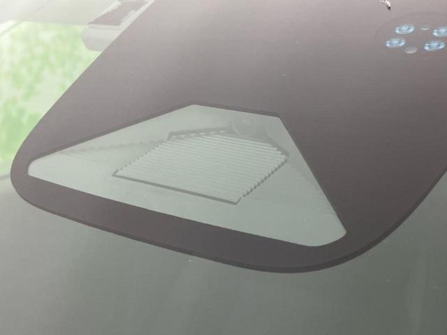 ヴェゼル ｅＨＥＶ　Ｚ　保証書／社外　９インチ　ＳＤナビ／衝突安全装置／シートヒーター／車線逸脱防止支援システム／電動バックドア／ヘッドランプ　ＬＥＤ／ＵＳＢジャック／ＥＴＣ／ＥＢＤ付ＡＢＳ／横滑り防止装置　ワンオーナー（41枚目）