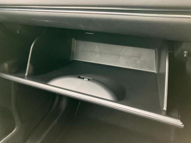 ヴェゼル ｅＨＥＶ　Ｚ　保証書／社外　９インチ　ＳＤナビ／衝突安全装置／シートヒーター／車線逸脱防止支援システム／電動バックドア／ヘッドランプ　ＬＥＤ／ＵＳＢジャック／ＥＴＣ／ＥＢＤ付ＡＢＳ／横滑り防止装置　ワンオーナー（49枚目）