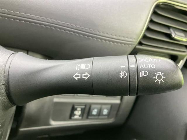 セレナ ハイウェイスターV 新品タイヤ/保証書/純正 10インチ SDナビ/フリップダウンモニター 純正 11インチ/インテリジェントルームミラー/エマージェンシーブレーキ/両側電動スライドドア/アラウンドビューモニター ETC(17枚目)