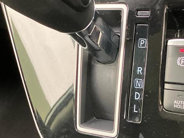 セレナ ハイウェイスターV 新品タイヤ/保証書/純正 10インチ SDナビ/フリップダウンモニター 純正 11インチ/インテリジェントルームミラー/エマージェンシーブレーキ/両側電動スライドドア/アラウンドビューモニター ETC(29枚目)