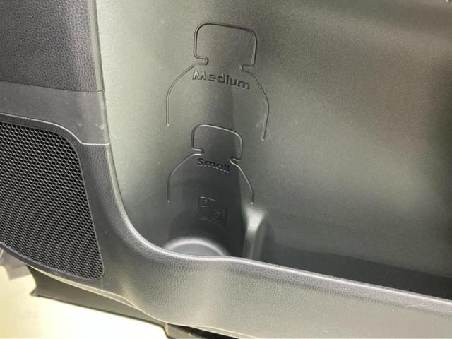 シエンタ ハイブリッドＺ　新品タイヤ／モデリスタエアロ／保証書／ディスプレイオーディオ＋ナビ１０インチ／トヨタセーフティセンス／両側電動スライドドア／シートヒーター　前席／パノラミックビューモニター　衝突被害軽減システム（54枚目）