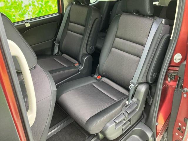 セレナ eパワーハイウェイスターV 新品タイヤ/保証書/純正 9インチ メモリーナビ/フリップダウンモニター 純正 11インチ/エマージェンシーブレーキ/両側電動スライドドア/シートヒーター 前席/アラウンドビューモニター 全周囲カメラ(8枚目)