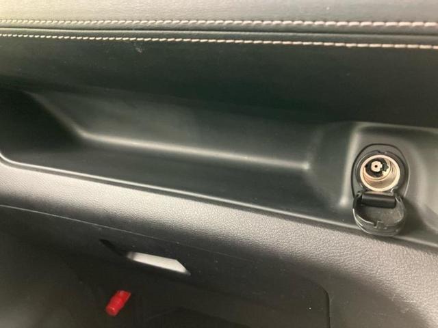 セレナ eパワーハイウェイスターV 新品タイヤ/保証書/純正 9インチ メモリーナビ/フリップダウンモニター 純正 11インチ/エマージェンシーブレーキ/両側電動スライドドア/シートヒーター 前席/アラウンドビューモニター 全周囲カメラ(51枚目)