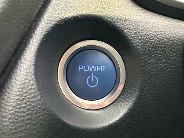 カローラクロス ハイブリッドＺ　新品タイヤ／モデリスタエアロ／保証書／ディスプレイオーディオ９インチ／トヨタセーフティセンス／シートヒーター　前席／車線逸脱防止支援システム／シート　ハーフレザー／電動バックドア　衝突被害軽減システム（18枚目）