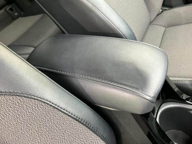 カローラクロス ハイブリッドＺ　新品タイヤ／モデリスタエアロ／保証書／ディスプレイオーディオ９インチ／トヨタセーフティセンス／シートヒーター　前席／車線逸脱防止支援システム／シート　ハーフレザー／電動バックドア　衝突被害軽減システム（33枚目）