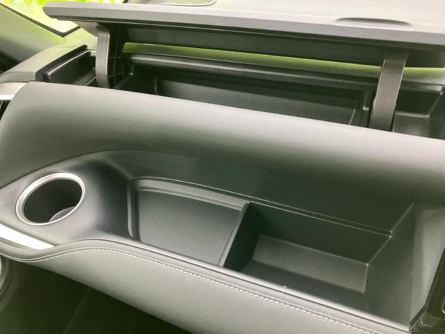 ノア S-Z モデリスタエアロ/保証書/ディスプレイオーディオ10.5インチ/フリップダウンモニター 純正 13.2インチ/デジタルインナーミラー/トヨタセーフティセンス/両側電動スライドドア 衝突被害軽減システム(50枚目)