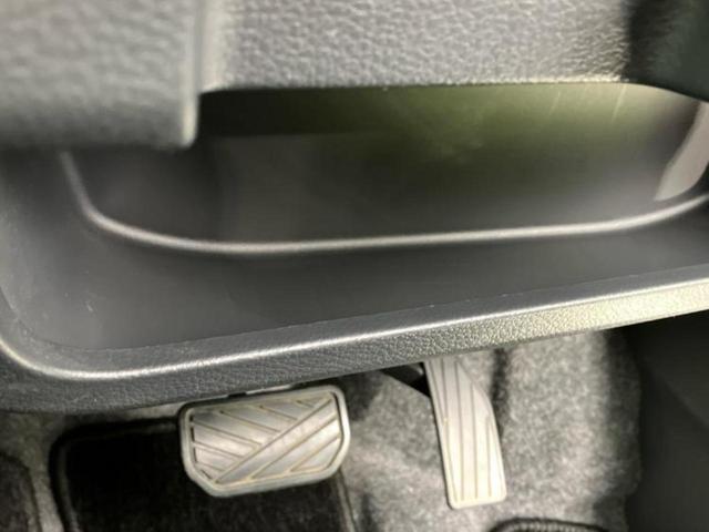 ＷＥＣＡＲＳでは各商談席に大型モニターをご用意しております！見やすい大画面でゆったりと全国の在庫をご覧いただけます！是非ご来店お待ちしております！