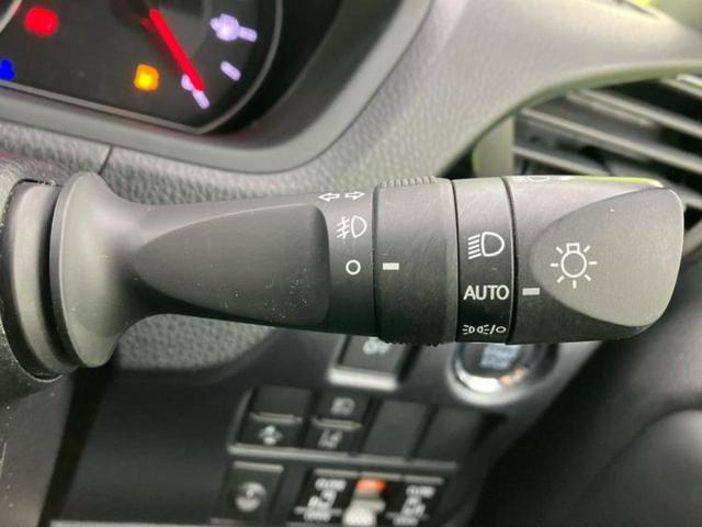 ヴォクシー ZSキラメキ3 モデリスタエアロ/保証書/純正 10インチ SDナビ/フリップダウンモニター 純正 12.1インチ/トヨタセーフティセンス/両側電動スライドドア/車線逸脱防止支援システム/シート ハーフレザー ETC(17枚目)