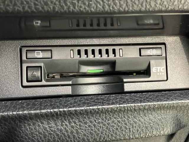 ヴォクシー ZSキラメキ3 モデリスタエアロ/保証書/純正 10インチ SDナビ/フリップダウンモニター 純正 12.1インチ/トヨタセーフティセンス/両側電動スライドドア/車線逸脱防止支援システム/シート ハーフレザー ETC(30枚目)