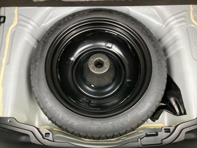 アクア Ｇ　新品タイヤ／純正　９インチ　ナビ／トヨタセーフティセンス／シートヒーター　前席／ドライブレコーダー　前後／Ｂｌｕｅｔｏｏｔｈ接続／ＥＴＣ／ＥＢＤ付ＡＢＳ／横滑り防止装置／バックモニター／フルセグＴＶ（25枚目）