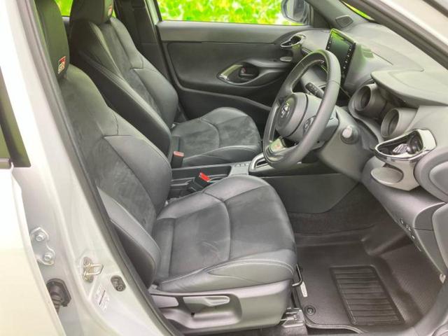 ヤリスクロス ハイブリッドＧＲスポーツ　新品タイヤ／ディスプレイオーディオ８インチ／トヨタセーフティセンス／パノラミックビューモニター／車線逸脱防止支援システム／パーキングアシスト　バックガイド／ヘッドランプ　ＬＥＤ　衝突被害軽減システム（4枚目）