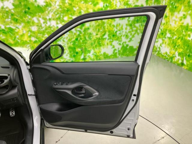 ヤリスクロス ハイブリッドＧＲスポーツ　新品タイヤ／ディスプレイオーディオ８インチ／トヨタセーフティセンス／パノラミックビューモニター／車線逸脱防止支援システム／パーキングアシスト　バックガイド／ヘッドランプ　ＬＥＤ　衝突被害軽減システム（20枚目）