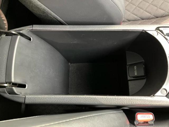 C-HR G モデリスタエアロ/純正 9インチ SDナビ/トヨタセーフティセンス/シートヒーター 前席/車線逸脱防止支援システム/シート ハーフレザー/ヘッドランプ LED/Bluetooth接続/ETC(33枚目)