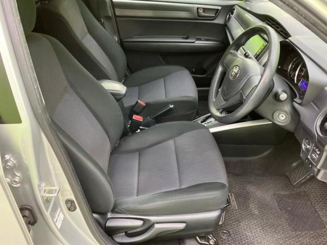 カローラフィールダー １．５Ｘ　保証書／純正　ＳＤナビ／トヨタセーフティセンス／ヘッドランプ　ＨＩＤ／ＥＴＣ／ＥＢＤ付ＡＢＳ／横滑り防止装置／アイドリングストップ／フルセグＴＶ／エアバッグ　運転席／エアバッグ　助手席　ワンオーナー（4枚目）