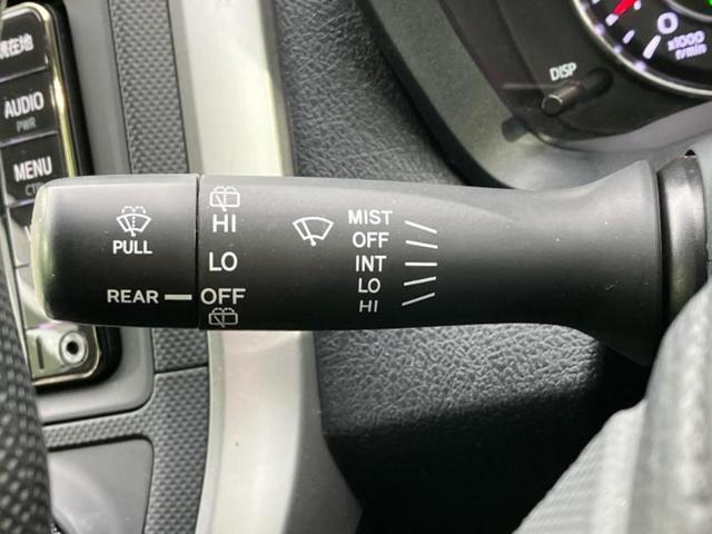 カローラフィールダー １．５Ｘ　保証書／純正　ＳＤナビ／トヨタセーフティセンス／ヘッドランプ　ＨＩＤ／ＥＴＣ／ＥＢＤ付ＡＢＳ／横滑り防止装置／アイドリングストップ／フルセグＴＶ／エアバッグ　運転席／エアバッグ　助手席　ワンオーナー（17枚目）