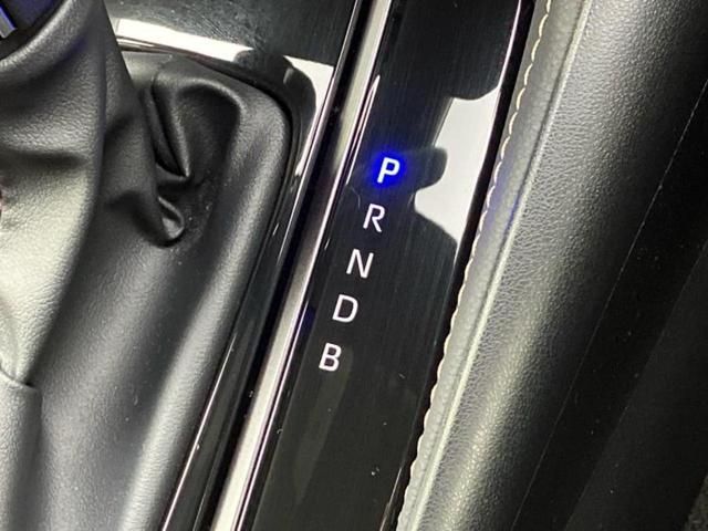 カローラツーリング ハイブリッドダブルバイビー 保証書/ディスプレイオーディオ+ナビ10インチ/トヨタセーフティセンス/シートヒーター 前席/車線逸脱防止支援システム/シート ハーフレザー/ヘッドランプ LED/Bluetooth接続 バックカメラ(18枚目)