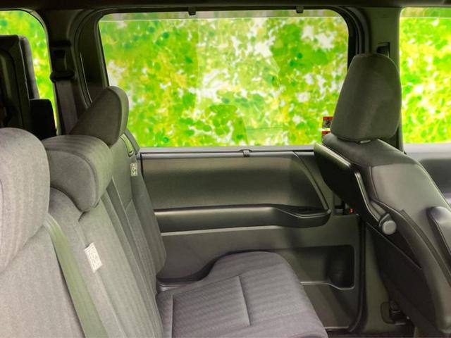 ノア S-Gクルマイスシヨウシャ 福祉車両/保証書/ディスプレイオーディオ+ナビ10.5インチ/トヨタセーフティセンス/電動スライドドア/車線逸脱防止支援システム/ヘッドランプ LED/Bluetooth接続/ETC2.0 DVD再生(25枚目)