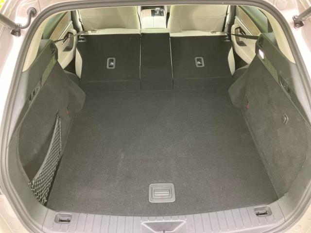 ＣＸ－６０ ４ＷＤ２５Ｓエクスクルーシブモード　新品タイヤ／ＢＯＳＥ／保証書／純正　１２．３インチ　メモリーナビ／アイアクティブセンス（マツダ）／シートヒーター　全席／３６０°ビューモニター／車線逸脱防止支援システム／シート　フルレザー　革シート（19枚目）