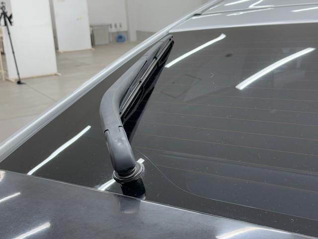 プリウス Ｓ　アイドリングストップ搭載　ＡＵＸ接続可　インテリキー　デュアルエアバック　エアＢ　イモビライザー　ドライブレコ－ダ－　ナビＴＶ　ＡＵＴＯエアコン　横スベリ防止　アルミホイール　ＥＴＣ装備　ＡＢＳ（16枚目）