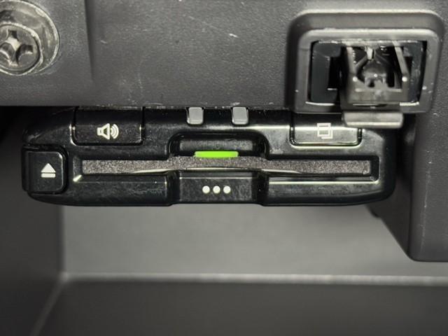 プロボックス G 衝突軽減ブレーキ イモビ パワーウィンドウ ナビ&TV キーレスキー ワンセグ AC100V 記録簿 横滑り防止機能 ドライブレコーダー メモリーナビ ミュージックプレイヤー接続可 エアバッグ ETC(9枚目)