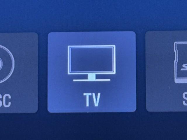 ヴォクシー ZS 煌II スマートキー・プッシュスタート バックガイドモニター セキュリティアラーム 両側パワスラドア ETC車載器 地デジテレビ 記録簿付き VSC LEDライト 助手席エアバック キーレスエントリー AC(9枚目)