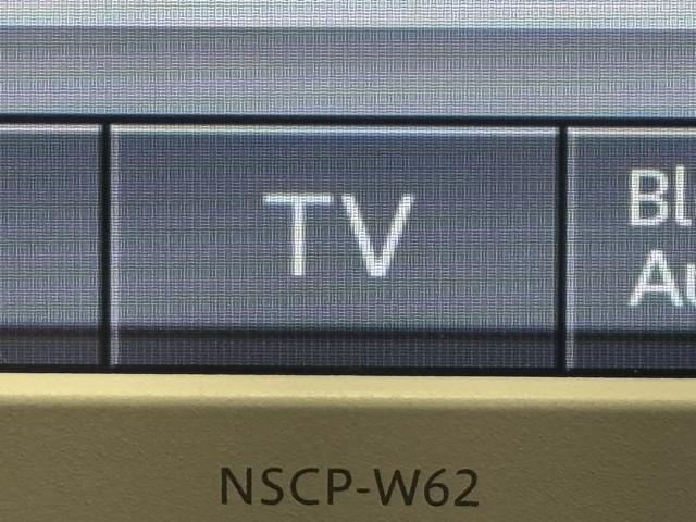 アイシス Ｌ　Ｇエディション　ナビ　バックモニター　左パワースライドドア　記録簿　エアバッグ　ワンセグＴＶ　ナビ＆ＴＶ　三列シート　スマートキー　メモリーナビ　ＡＢＳ　オートエアコン　ワンオーナー車　ミュージックプレイヤー接続可（8枚目）