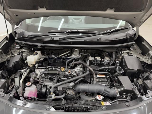 ヤリスクロス ハイブリッドＸ　衝突被害軽減ブレーキ　ＡＢＳ　アイドリングストップ　横滑り防止機能　ナビ　エアバッグ　パワーウインドウ　バックモニター　盗難防止システム　インテリキー　エアコン　キーレスエントリーキー　メモリーナビ（20枚目）