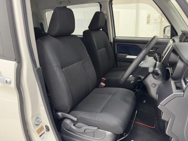 ルーミー カスタムG アイドリング 両側電動SD LEDヘット バックビューモニター 衝突回避ブレーキ フルフラット 地デジ スマートキー メモリナビ クルーズコントロール 点検記録簿 DVD ETC ドライブレコーダー(16枚目)