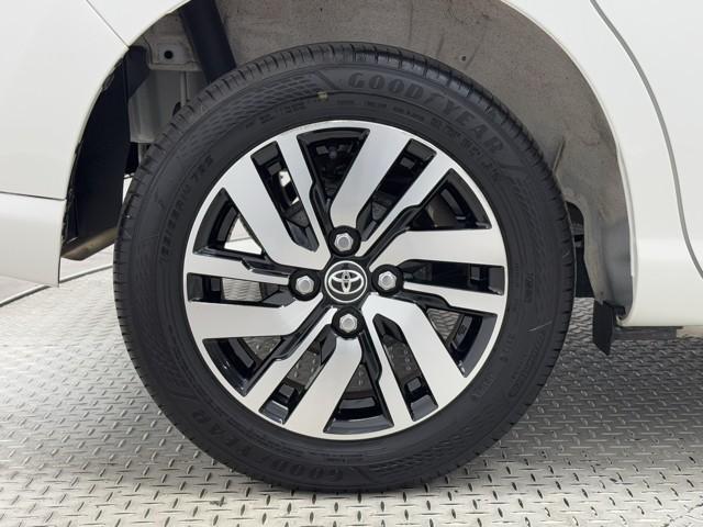 ルーミー カスタムG アイドリング 両側電動SD LEDヘット バックビューモニター 衝突回避ブレーキ フルフラット 地デジ スマートキー メモリナビ クルーズコントロール 点検記録簿 DVD ETC ドライブレコーダー(19枚目)