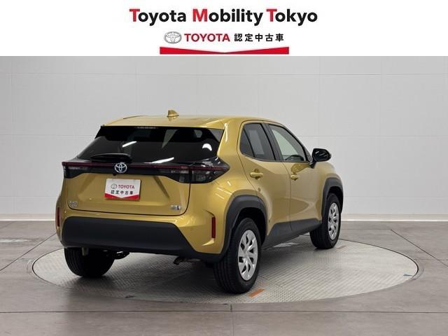 ヤリスクロス ハイブリッドＸ　衝突被害軽減ブレーキ　ＡＢＳ　アイドリングストップ　横滑り防止機能　ナビ　エアバッグ　パワーウインドウ　バックモニター　盗難防止システム　インテリキー　エアコン　キーレスエントリーキー　メモリーナビ（2枚目）