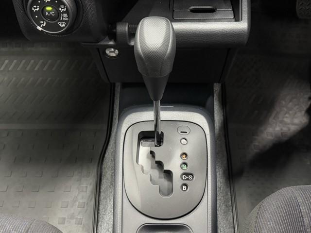 プロボックス Ｇ　衝突軽減ブレーキ　イモビ　パワーウィンドウ　ナビ＆ＴＶ　キーレスキー　ワンセグ　ＡＣ１００Ｖ　記録簿　横滑り防止機能　ドライブレコーダー　メモリーナビ　ミュージックプレイヤー接続可　エアバッグ　ＥＴＣ（13枚目）