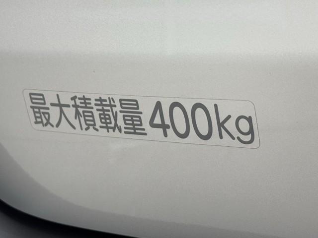 プロボックス Ｇ　衝突軽減ブレーキ　イモビ　パワーウィンドウ　ナビ＆ＴＶ　キーレスキー　ワンセグ　ＡＣ１００Ｖ　記録簿　横滑り防止機能　ドライブレコーダー　メモリーナビ　ミュージックプレイヤー接続可　エアバッグ　ＥＴＣ（18枚目）
