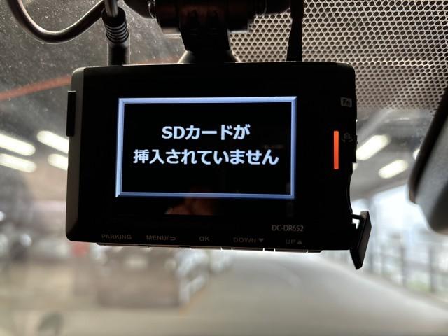 シエンタ ハイブリッド　ファンベースＧ　クエロ　両側パワースライドドア　アイドリングストップ　ＬＥＤヘッドライト　点検記録簿　フルセグＴＶ　スマートキー　１００Ｖ電源　ミュージックプレイヤー接続可　ナビＴＶ　ドライブレコーダー　キーフリー　ＥＴＣ（8枚目）
