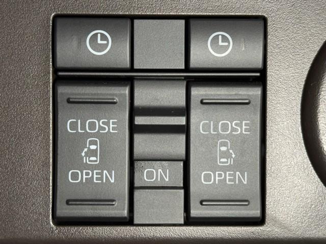 ルーミー G ブルートゥース USB スマアシ 両側パワードア パノラミックM フルフラット Aストップ LEDライト Rカメラ 記録簿付 横滑り防止システム ドライブレコーダー エアバック ナビ&TV ETC(12枚目)