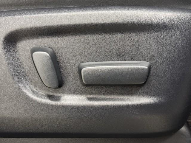 アルファードハイブリッド SR エアコン 1オ-ナ- 地デジ 両電動ドア ミュージックプレイヤー接続可 電動シート LEDライト キーレス ETC車載器 ドラレコ メモリナビ Bカメラ 盗難防止 エアバッグ 3列シート 4WD(16枚目)